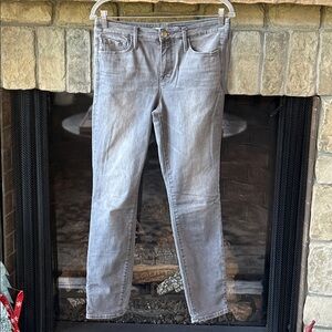 Athleta Light Gray Women's Skinny Jeans with stretch Size 6